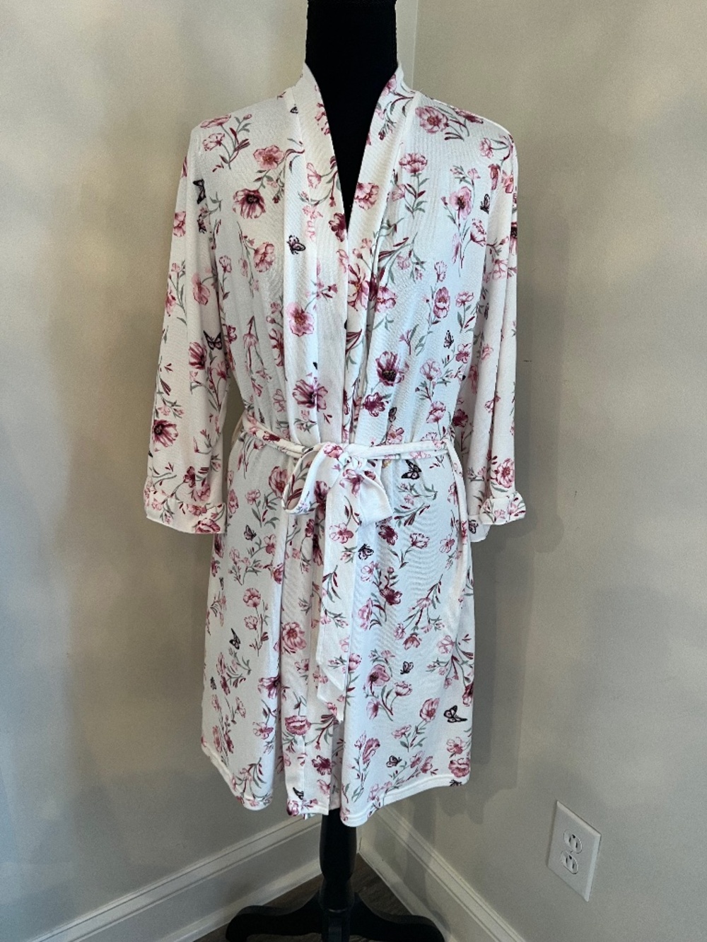 Women's Laura Ashley Large Robe, Lightweight with Flowers and Butterflies
